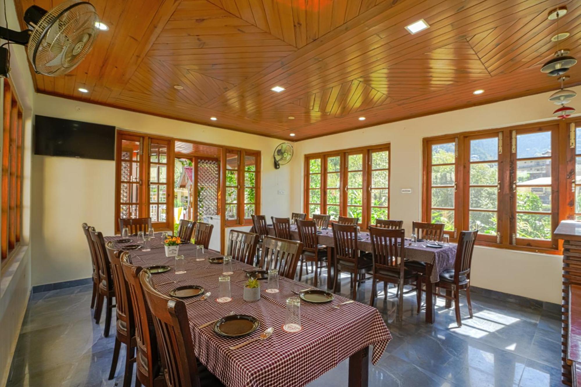 Pax Hotel Rock Villa Swimming Pool Available Dalhousie Exterior photo